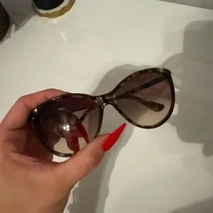 MICHAEL Michael Kors | Accessories | Michael Kors Camila Cat  display picture 2